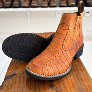 Botina Country Machado Unissex Caramelo com Costuras Decorativas